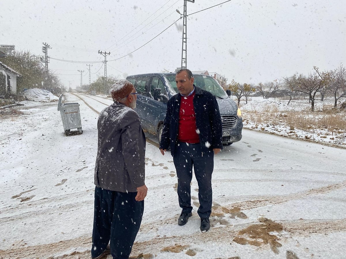 Başkan Göçer, Epreme ve Çavuş Mahallelerindeki Yol Çalışmalarını İnceledi