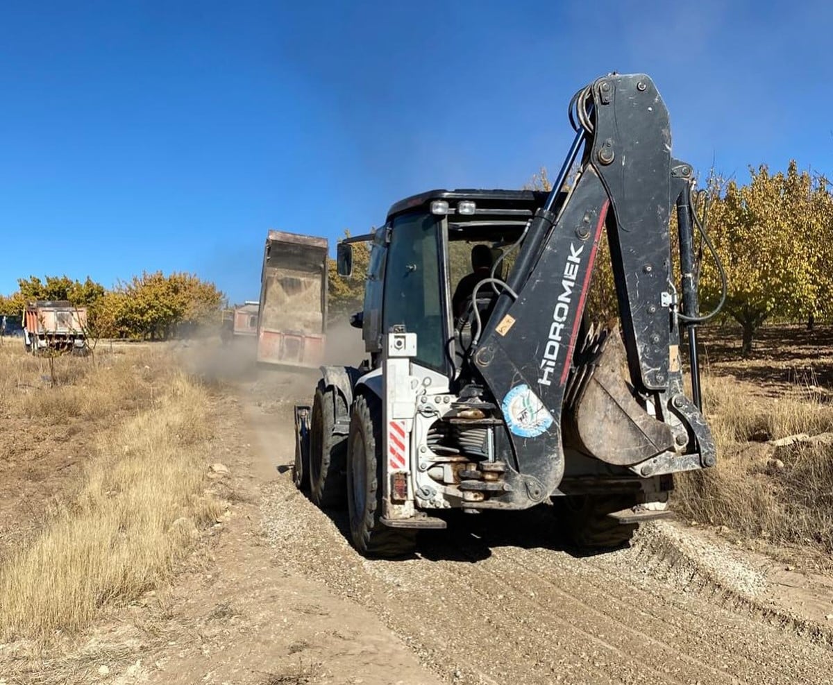 Çavuş, Sadıklı ve İriağaç Mahallelerinde Ortak Yol Çalışması Tamamlandı