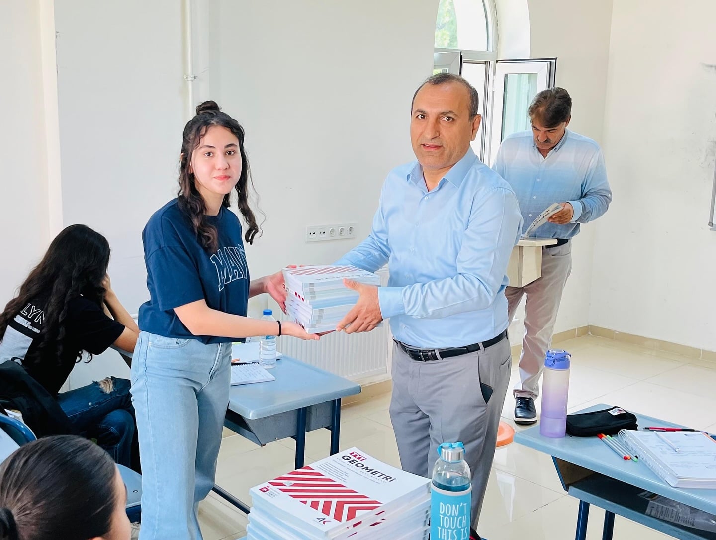 Başkan Göçer, Yazıhan’daki Yeni Dershanede Öğrencilerle Buluştu